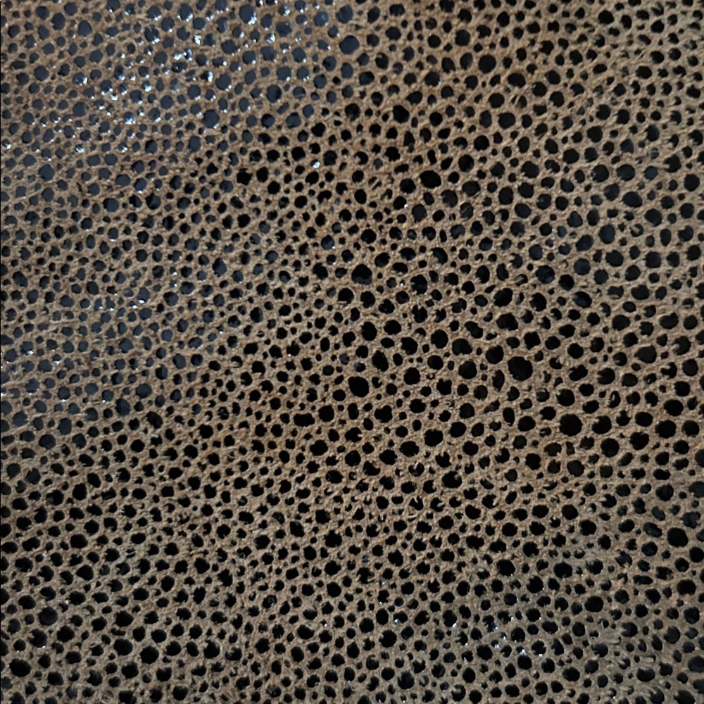 Sorial Textured Leather Handbag w Double Chainlink & Leather Handles & - Picture 11 of 11